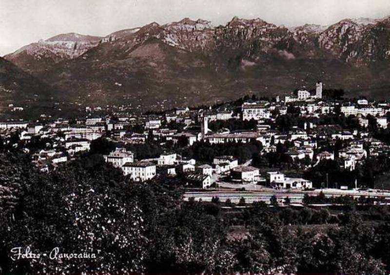 001 003 panorama Feltre.jpg