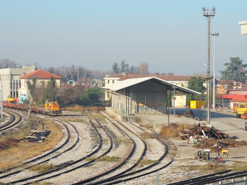 Stazione Porta S. Q. 2016 Massimo Franzin.JPG