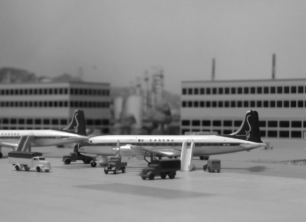 DC-6B SABENA.jpg