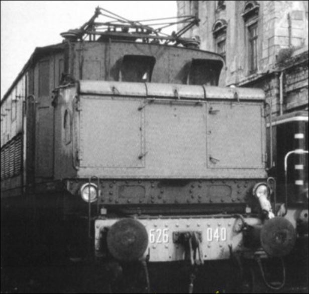 E626.040 A DX Trieste Campo Marzio 1980.jpg