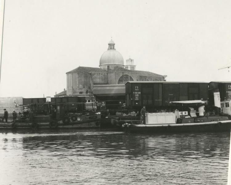 1965 34115 Save0006.jpg