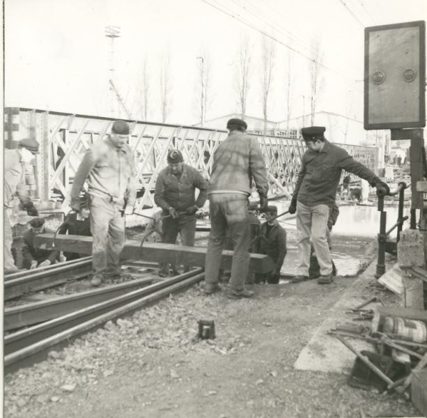 1971 45020 Save0010.jpg