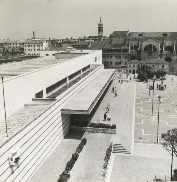 1957 12082 Save0007.jpg