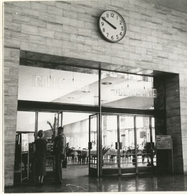 1957 12135 Save0009.jpg