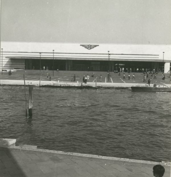 1975 50430 Save0019.jpg