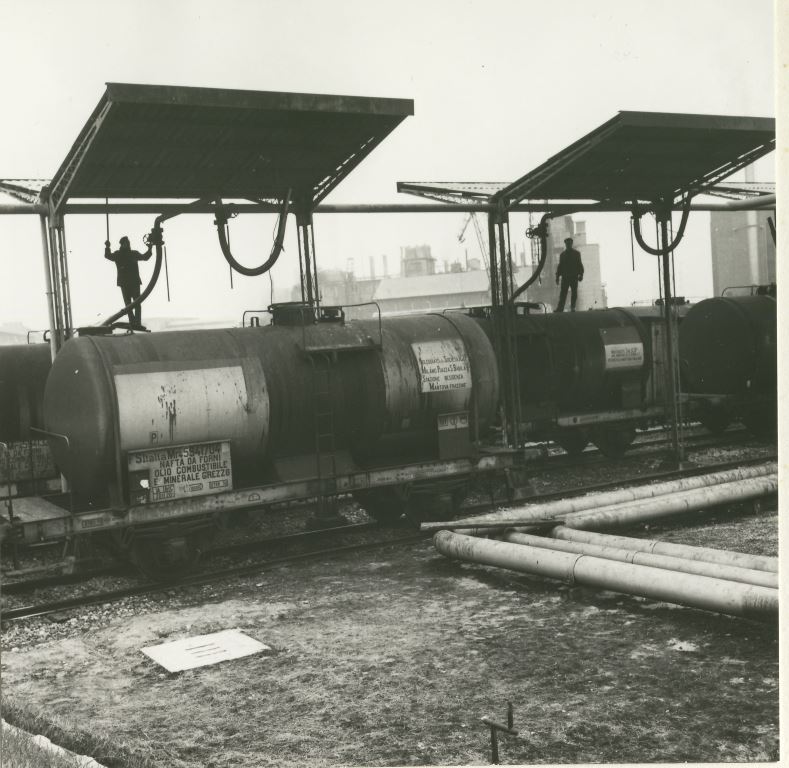 1963 26781 raccordi industrie chimiche italiane petroli Save0001.jpg
