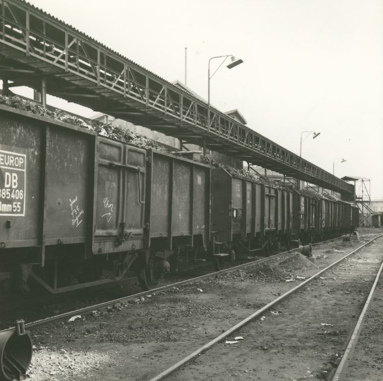 1963 26788 raccordi vetro koke porto marghera Save0007.jpg