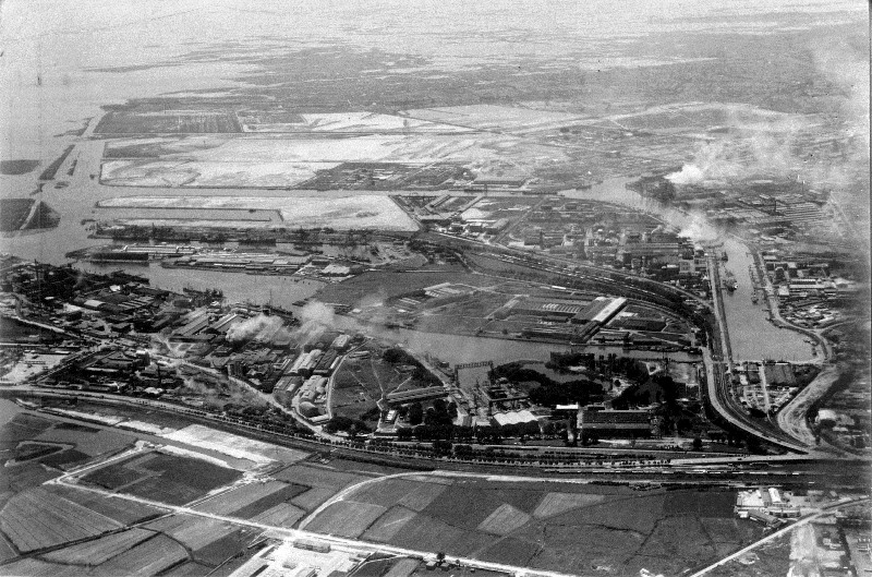 Zona Industriale ed i suoi nuovi canali.jpg