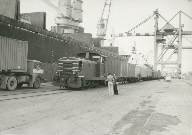 1980 60515 Porto Industriale Porto Marghera Save0011.jpg