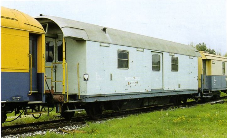 img026.jpg