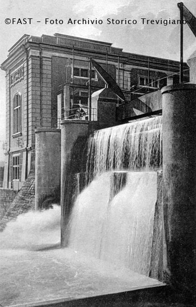 0002 Pederobba - Esterno Centrale.jpg