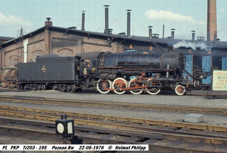 17a0tr203195apoznanbw22.jpg
