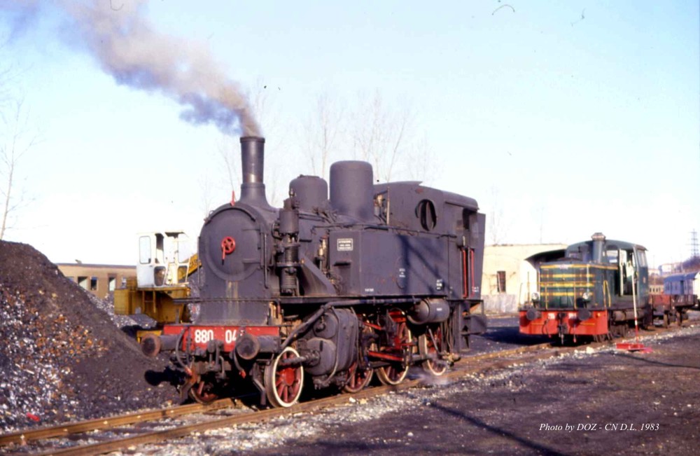 880 CN.jpg