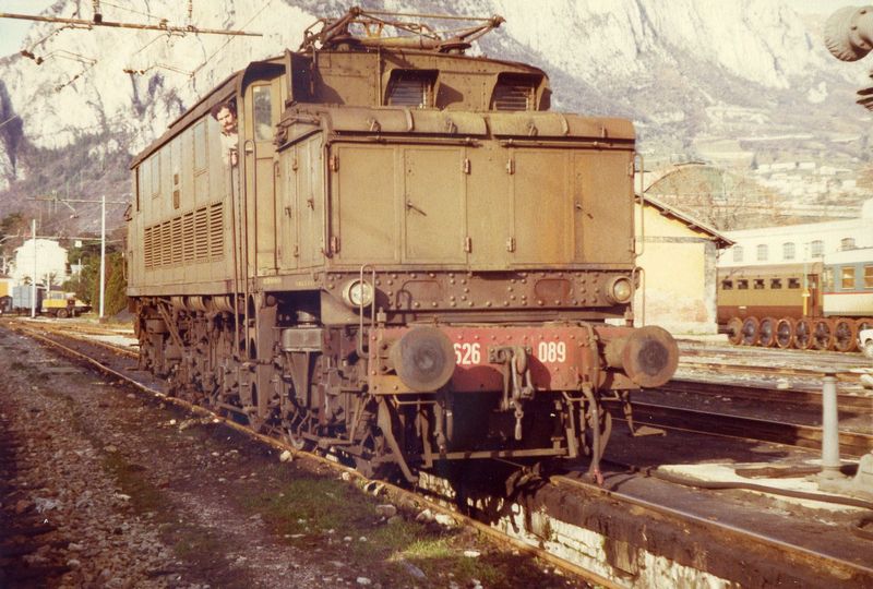 Copyrigt.E.626.089.macchinista Walter bonmartini-DL lecco.forum2Gdicembre 1982._.__.jpg