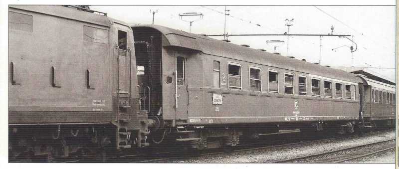 Cuccetta mista tipo 1956 Diretto Genova - Torino PN (Foto Mingari) TTm 11.jpg