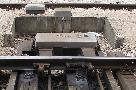 cassa manovra deviatoio L63_terni8dic13r.jpg