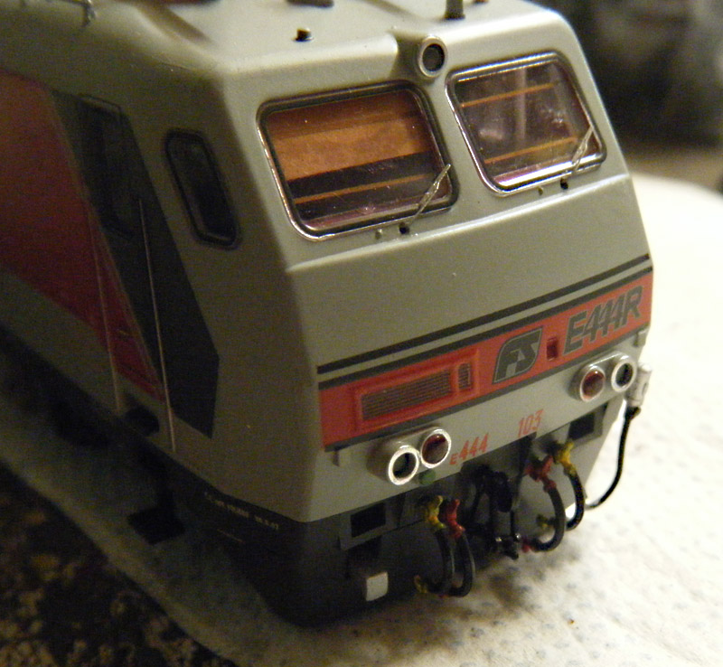 E444-103.jpg