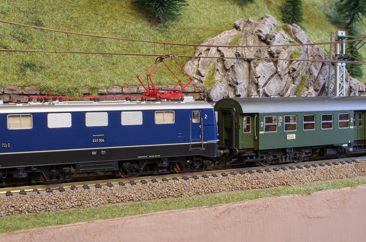 Plastico DB-8.jpg