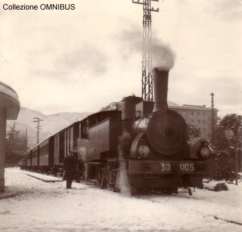 830-005 X.jpg