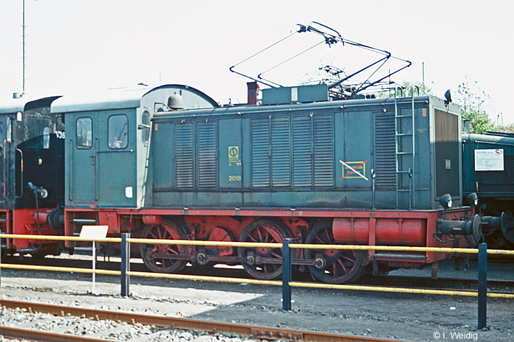 bmag_10865_01.jpg