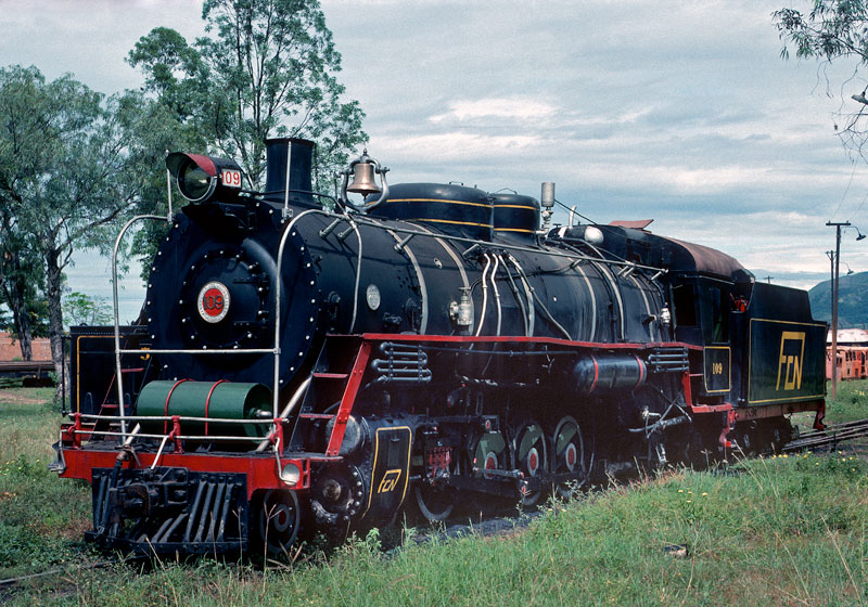 1 COLOMBIA -4-8-2  in sosta a giradot.jpg