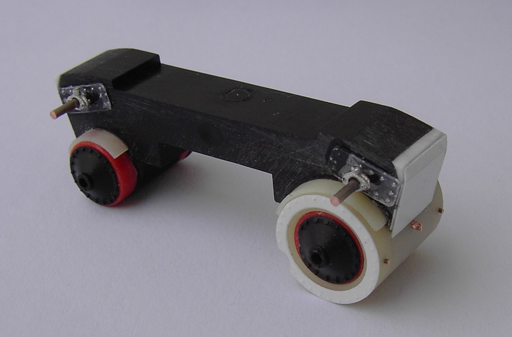 GR 687 001-2.jpg