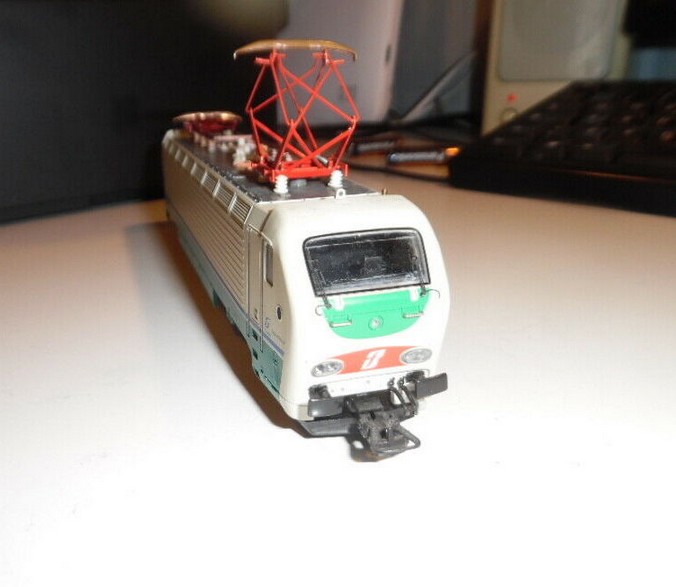 E 402b vintage.jpg
