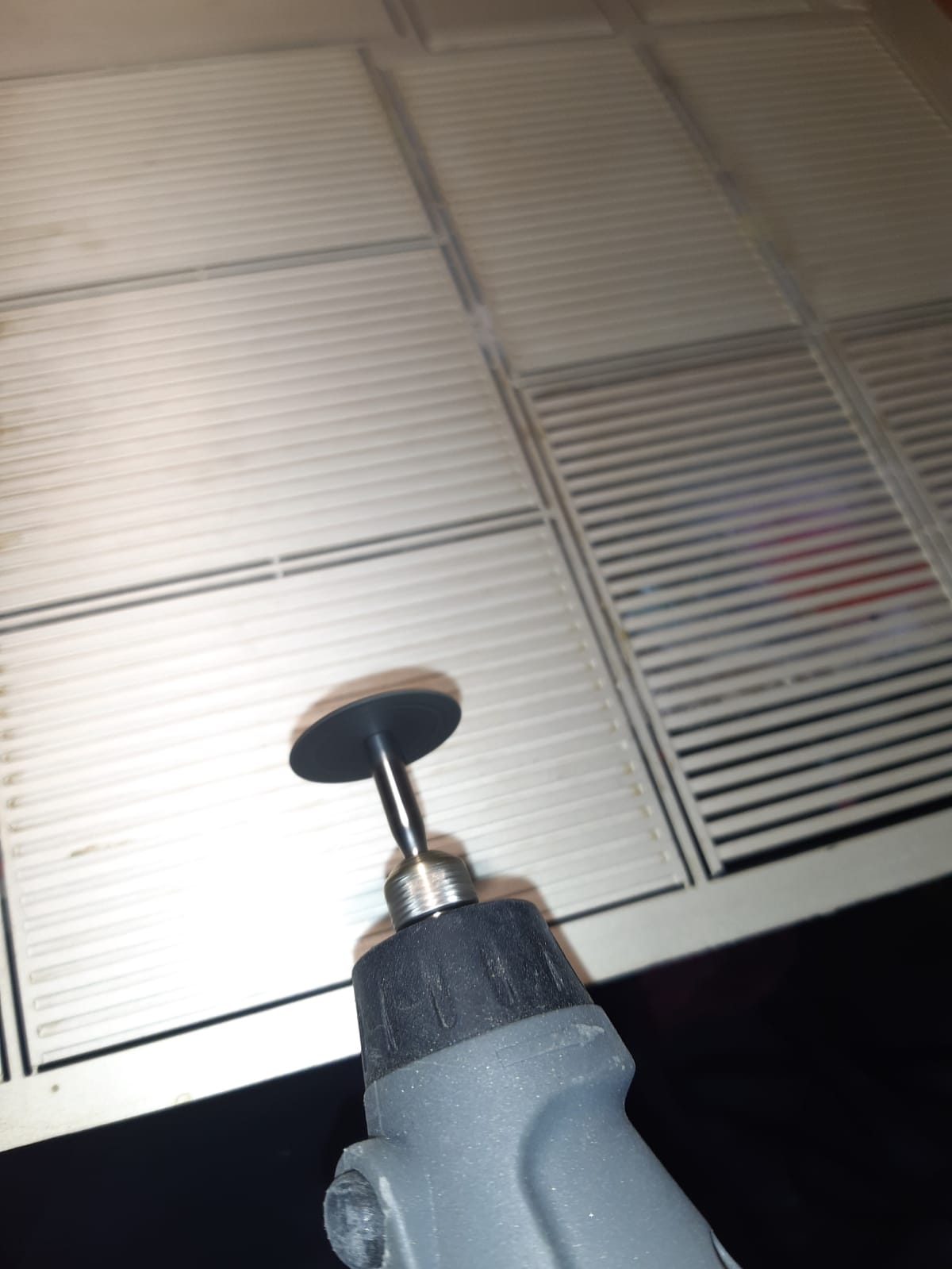dremel_fotoincisioni.jpeg