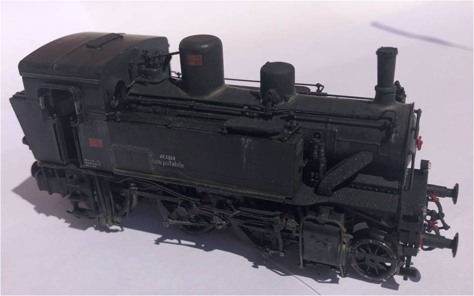 880 051_3.jpg