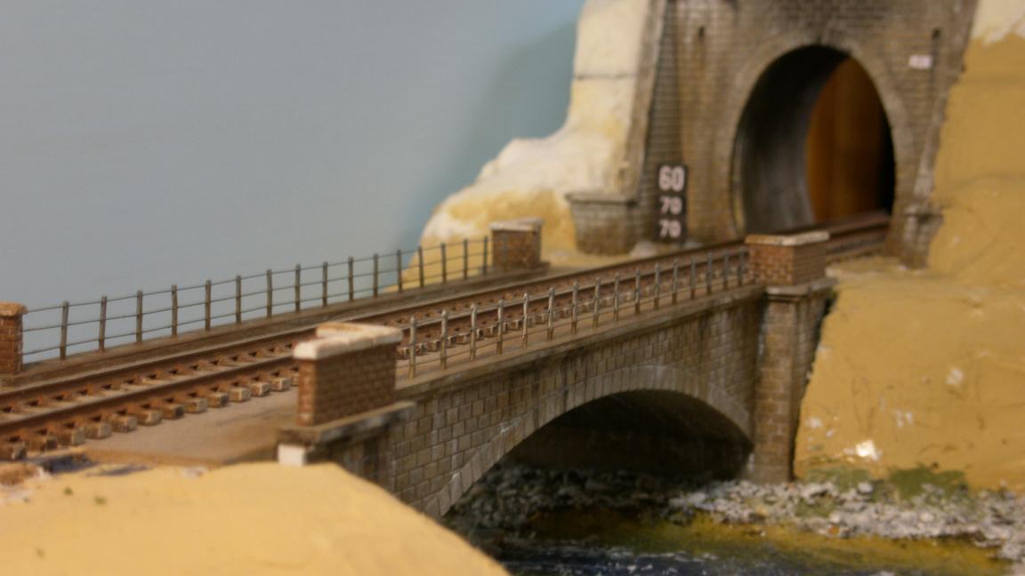 23 diorama.JPG