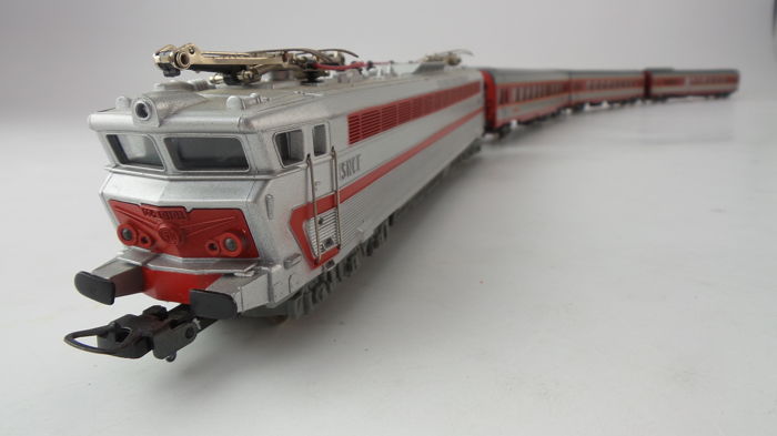 CC 40100 +3.jpg