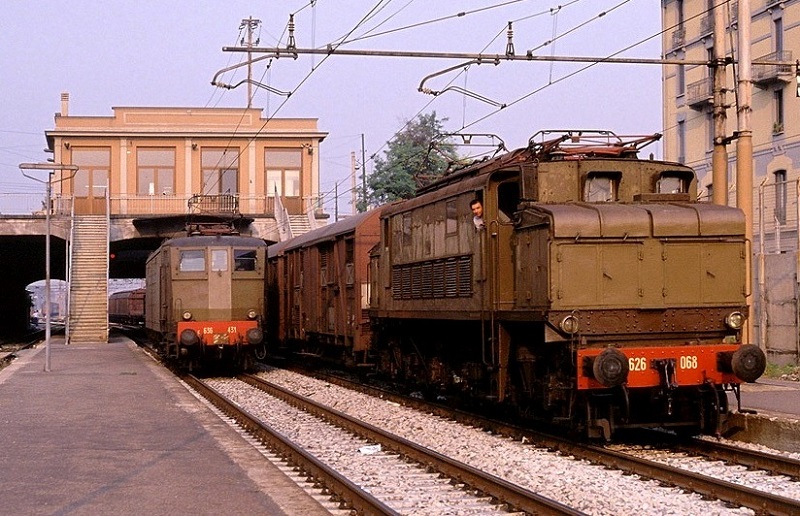 SOVRAPPMILANO.jpg