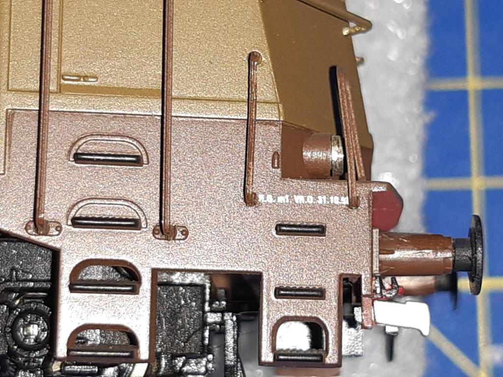 e424038_01.jpg