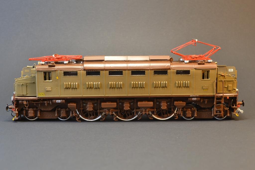E326 lato.JPG