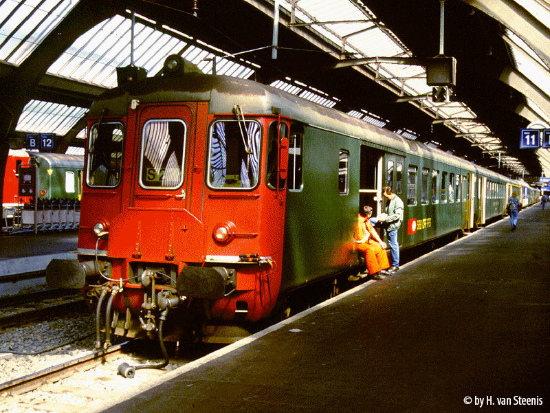PIKO96837_1.jpg