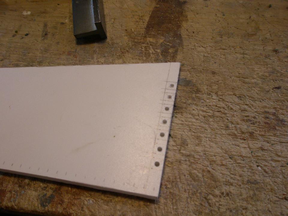 472.55 fissaggio marciapiedi.JPG