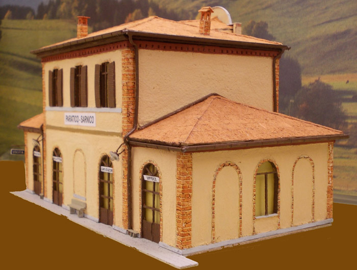 2-Stazione lato.jpg
