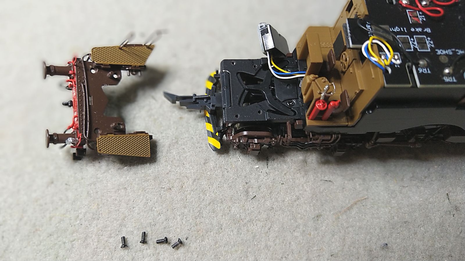 5_telaio smontato.jpg