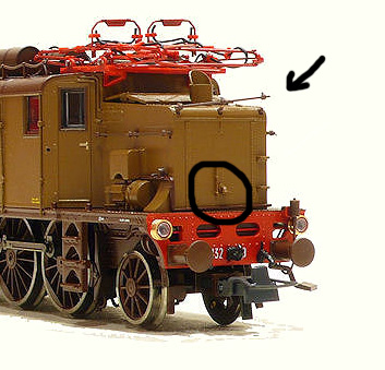 E432.019 negozio.jpg