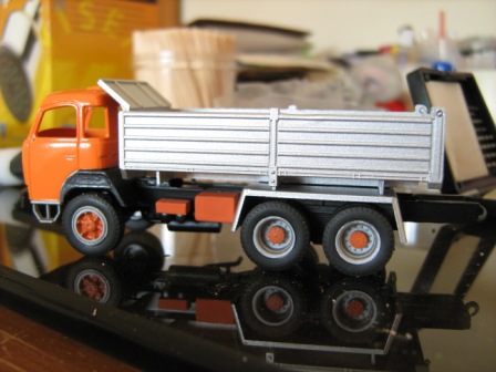 saurer-colore4.JPG