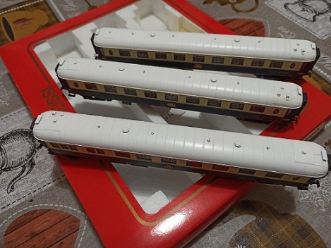 carrozza set.jpg