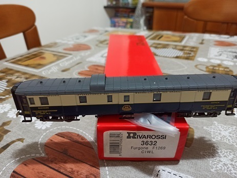 3632 furgo.jpg