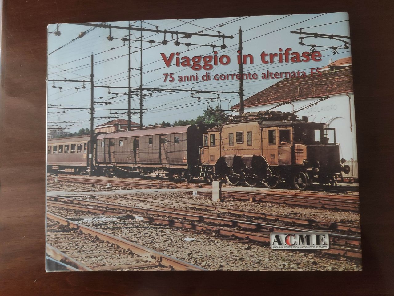 Viaggio in trifase.jpg