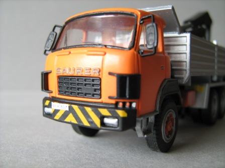 saurer-lato-cabina.JPG