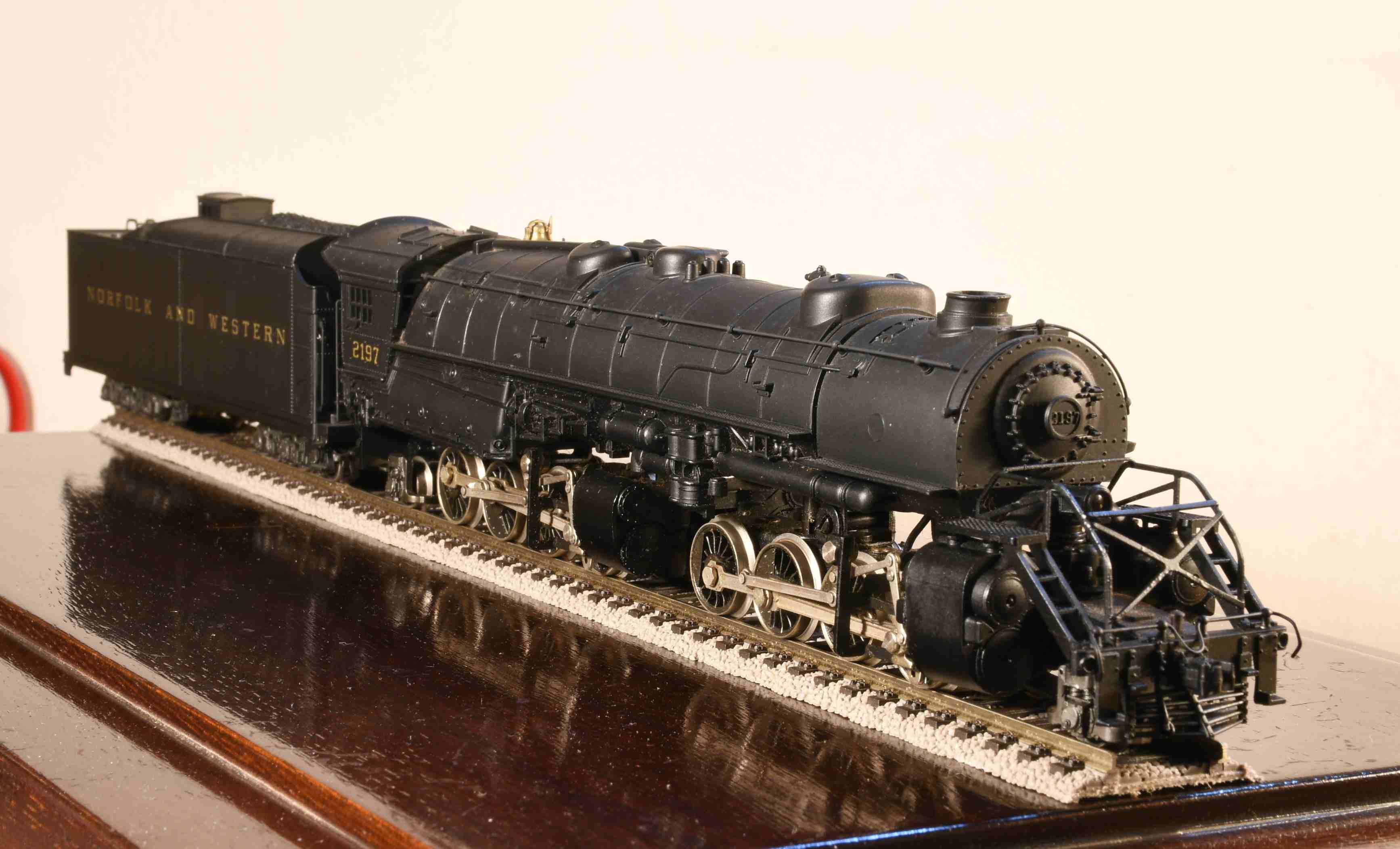 Rivarossi N&W Y6b.jpg