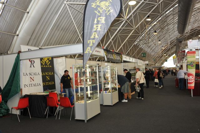 hme2012_pb_04.jpg