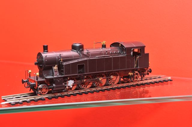 hme2012_pb_08.jpg