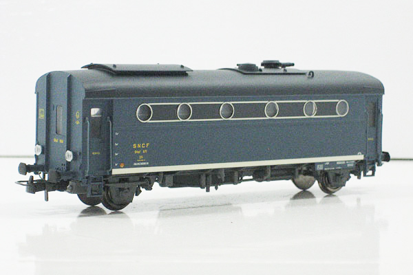 HJ4030.jpg