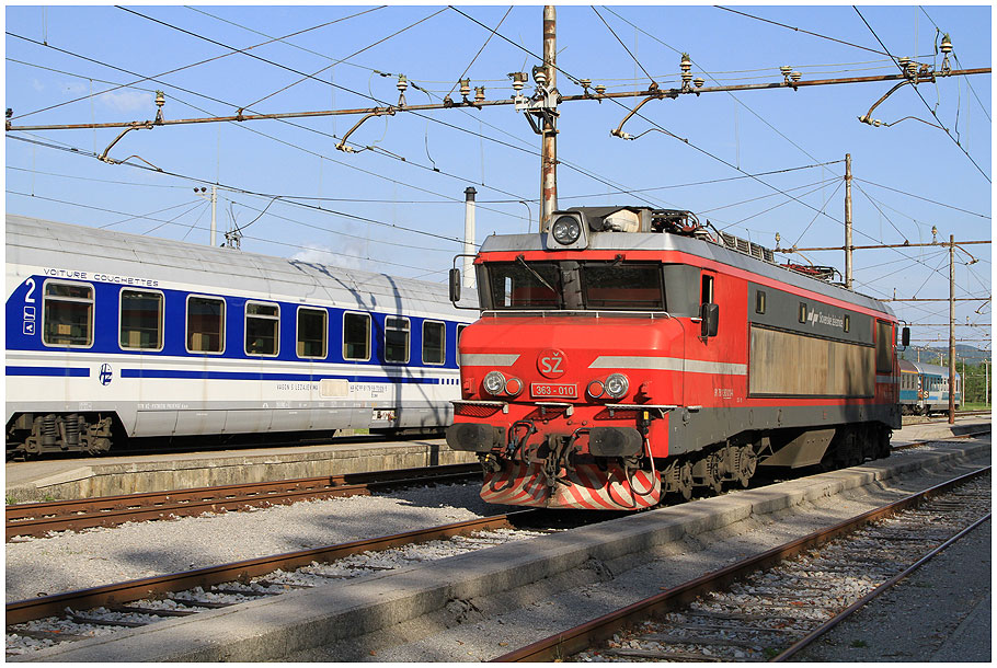 9987.jpg
