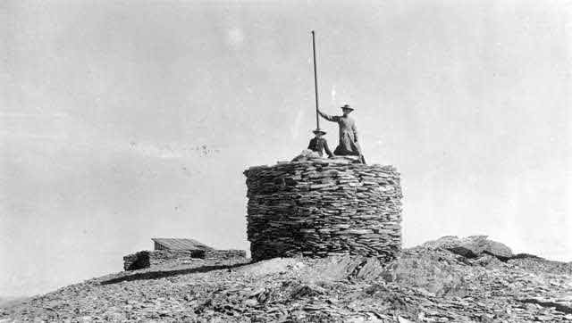 GuardHouseNearSmugglerUnion.jpg